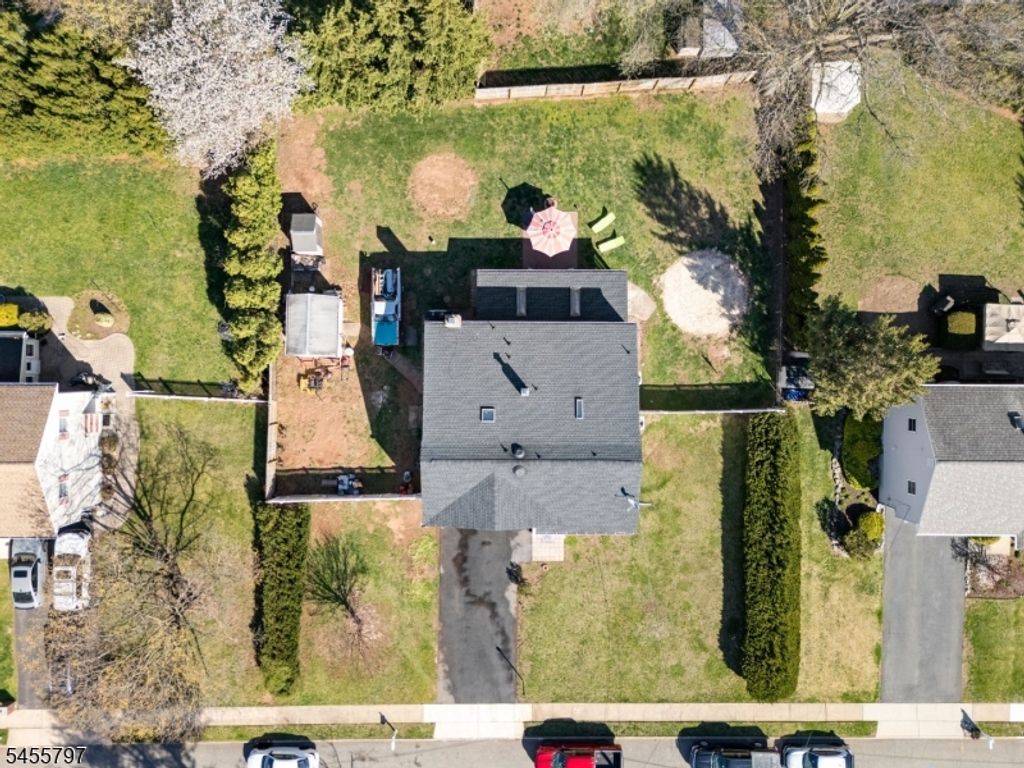 1328 Yurgel Dr, South Plainfield Boro, NJ 07080 — photo 2