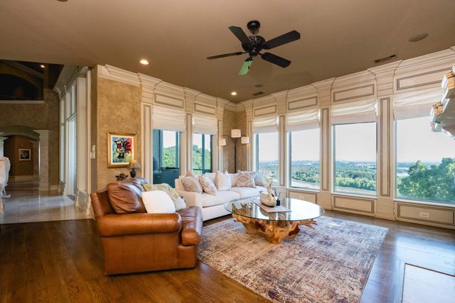 254 River Ridge Pointe, Little Rock, AR 72227