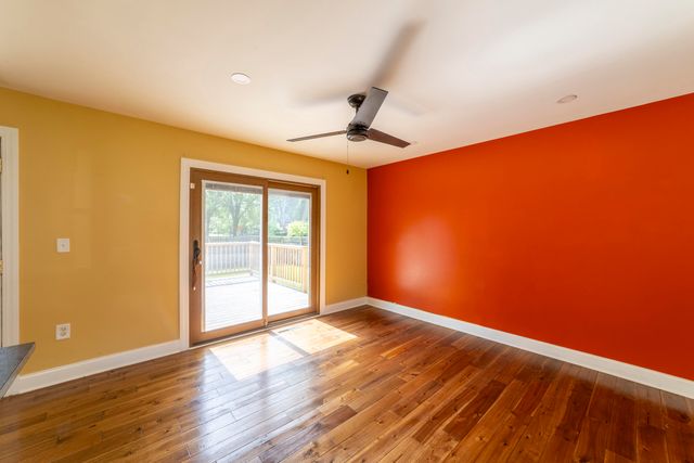 9619 Greenwood Avenue, Munster, IN 46321