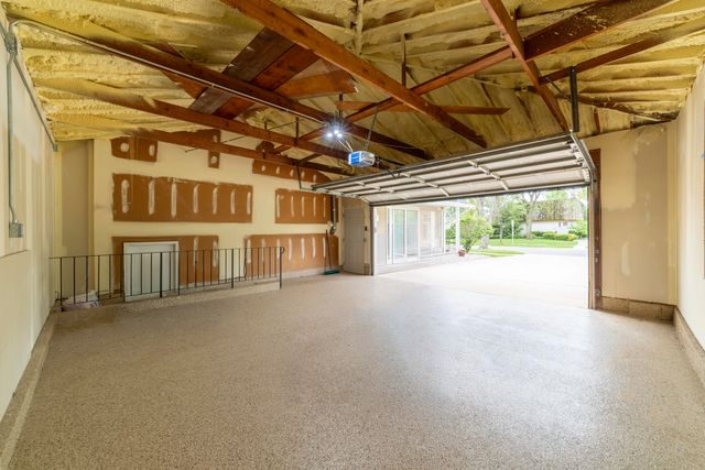 9619 Greenwood Avenue, Munster, IN 46321
