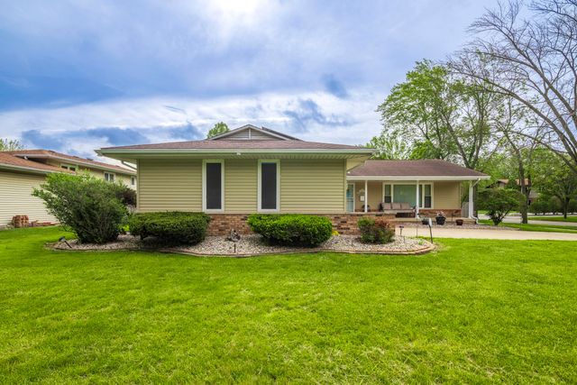 9619 Greenwood Avenue, Munster, IN 46321