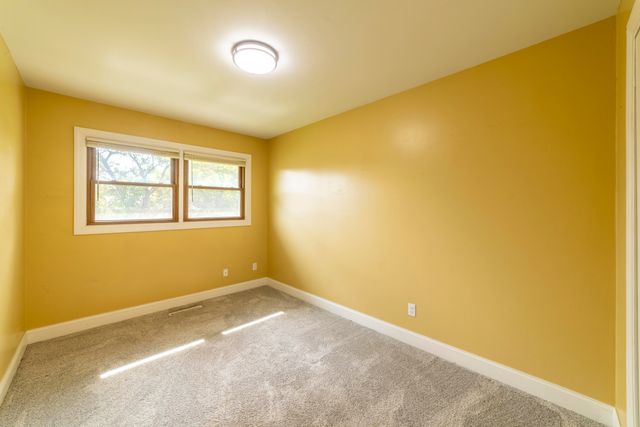 9619 Greenwood Avenue, Munster, IN 46321