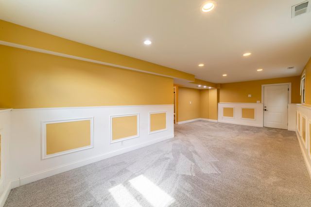 9619 Greenwood Avenue, Munster, IN 46321