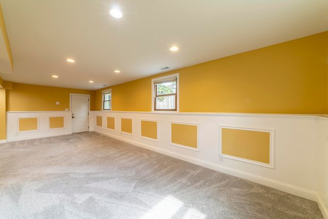 9619 Greenwood Avenue, Munster, IN 46321