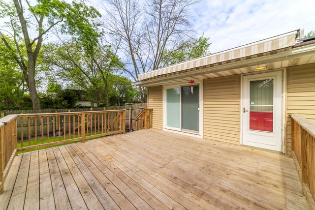 9619 Greenwood Avenue, Munster, IN 46321
