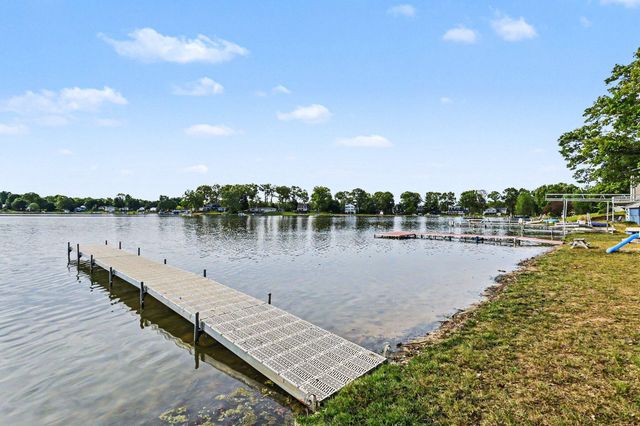 60779 W Oak Drive, Decatur, MI 49045