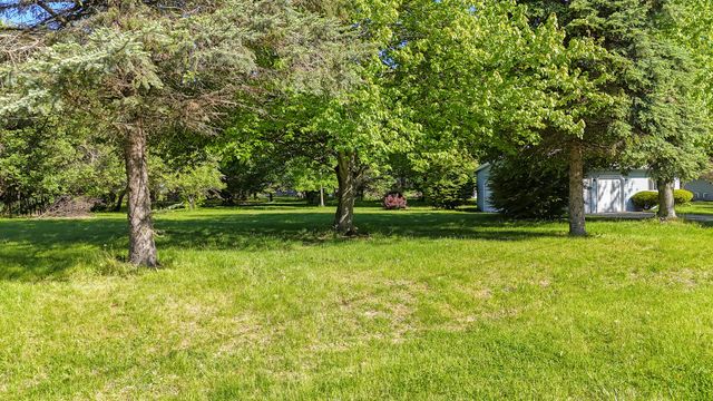 60779 W Oak Drive, Decatur, MI 49045