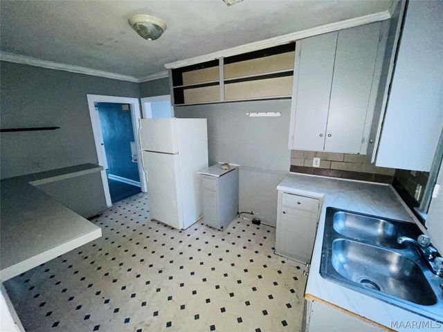 2000 Cherry Street, Montgomery, AL 36107