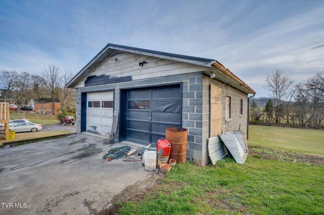 4400 Ridge Road, Kingsport, TN 37660