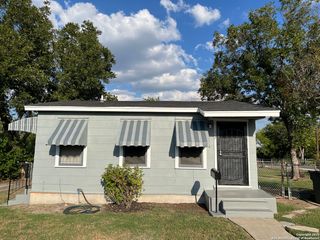 1602 NW 23rd, San Antonio, TX 78201