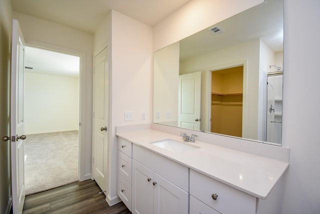8558 Ora Meadows Drive, Richmond, TX 77469