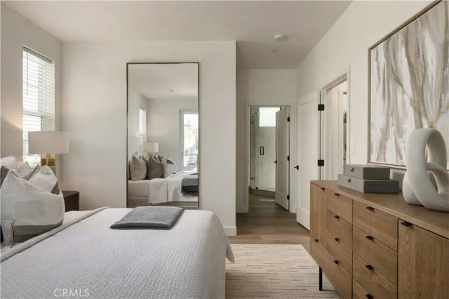 547 Bernard Street, Costa Mesa, CA 92627