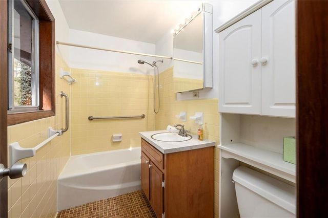 5363 Rosser Road, Smoke Rise, GA 30087