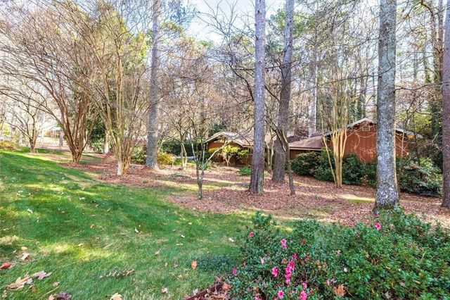 5363 Rosser Road, Smoke Rise, GA 30087