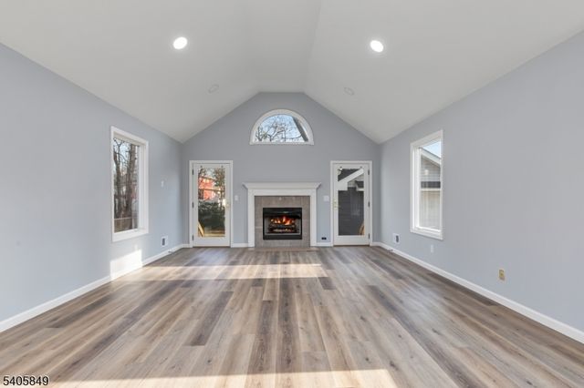 81 Hutchinson St, Clark Twp., NJ 07066