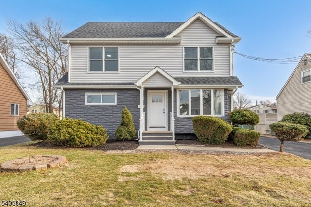 81 Hutchinson St, Clark Twp., NJ 07066