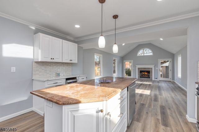 81 Hutchinson St, Clark Twp., NJ 07066