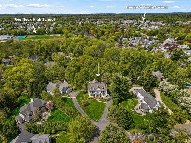 10 Morris Court, Rye, NY 10580