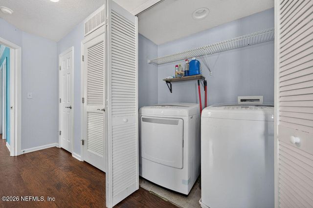 327 W PISA Place, St. Augustine, FL 32084