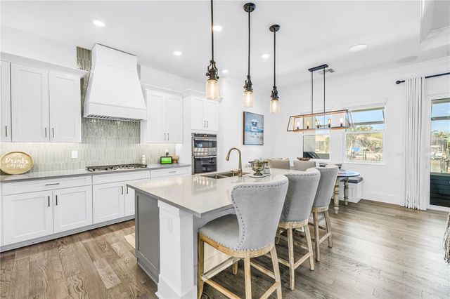 513 17TH AVENUE E, Palmetto, FL 34221