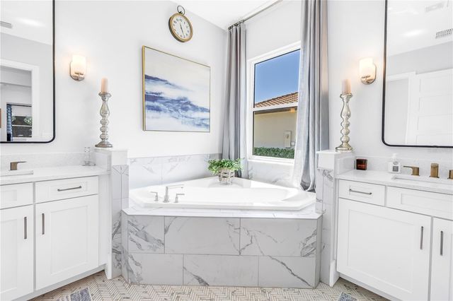 513 17TH AVENUE E, Palmetto, FL 34221