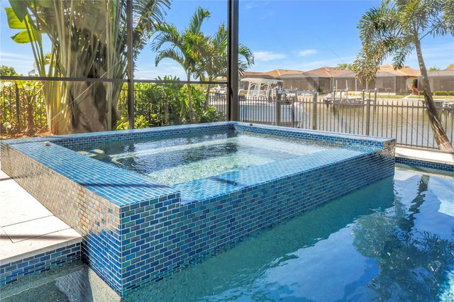 513 17TH AVENUE E, Palmetto, FL 34221