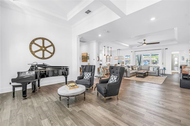 513 17TH AVENUE E, Palmetto, FL 34221