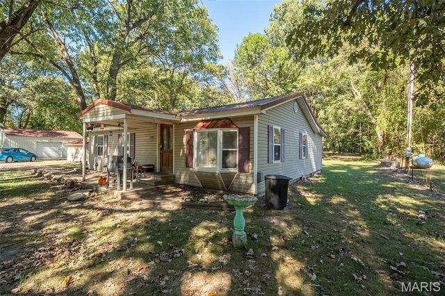 1769 County Road 608, Poplar Bluff, MO 63901