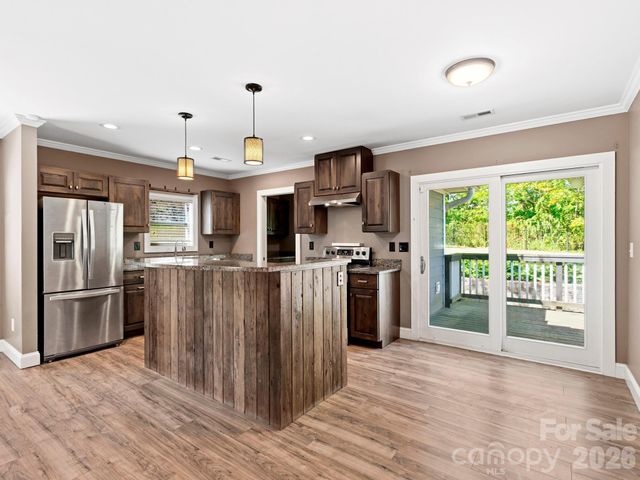 3333 Chimney Rock Road, Hendersonville, NC 28792