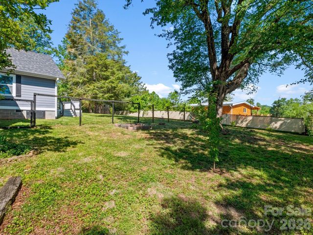 3333 Chimney Rock Road, Hendersonville, NC 28792