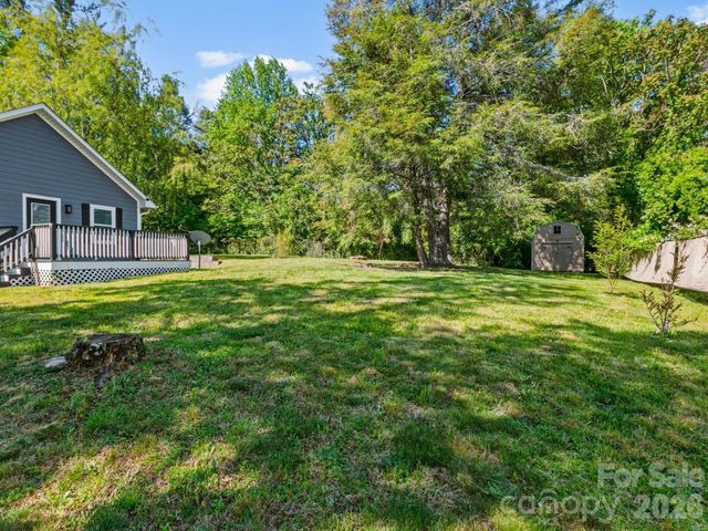 3333 Chimney Rock Road, Hendersonville, NC 28792