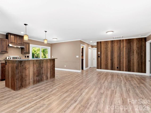 3333 Chimney Rock Road, Hendersonville, NC 28792