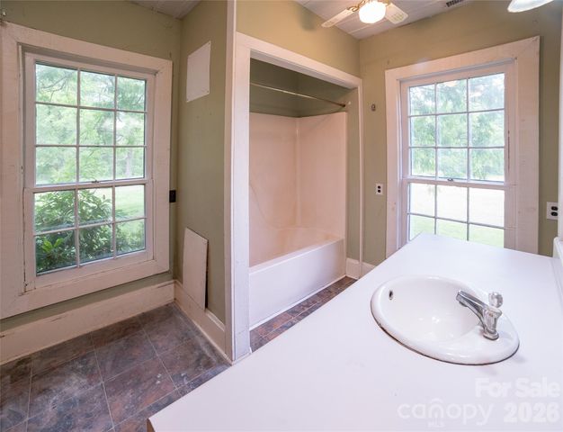 1511 Millers Creek Road, Lenoir, NC 28645