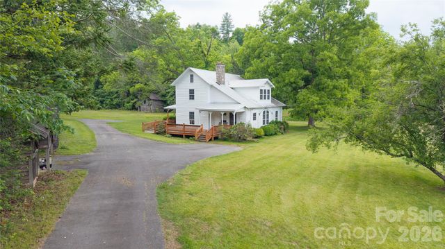 1511 Millers Creek Road, Lenoir, NC 28645