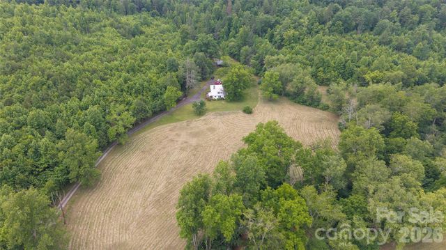 1511 Millers Creek Road, Lenoir, NC 28645