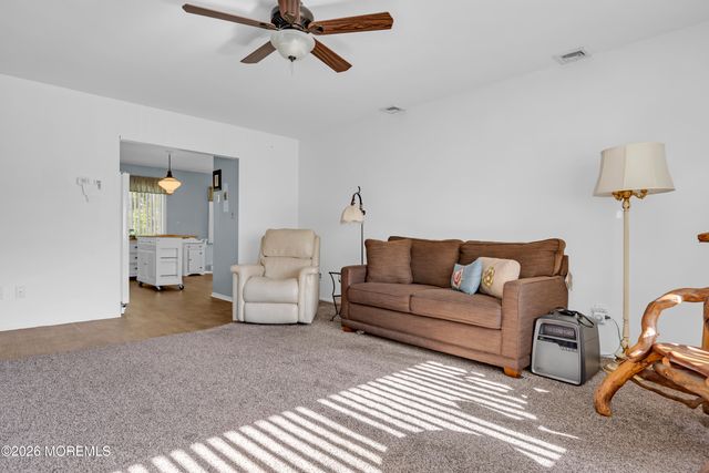 8 Montana Drive A, Manchester, NJ 08759