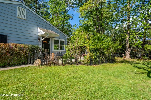 8 Montana Drive A, Manchester, NJ 08759
