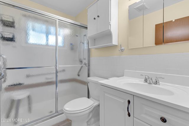 8 Montana Drive A, Manchester, NJ 08759