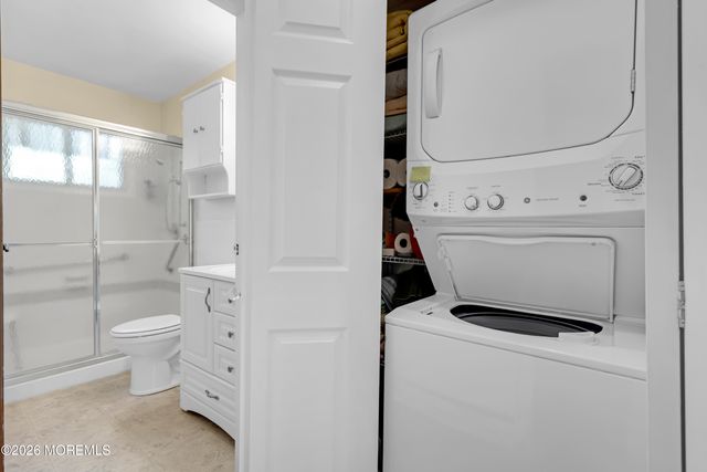 8 Montana Drive A, Manchester, NJ 08759