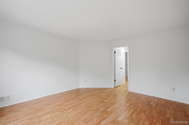 2215 S Huron Parkway 1, Ann Arbor, MI 48104