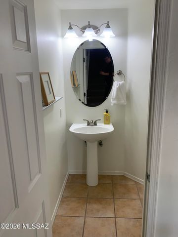 8445 N Avenida De La Bellota, Tucson, AZ 85742