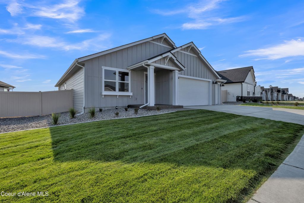 2965 N Cassiopeia St, Post Falls, ID 83854 photo 2