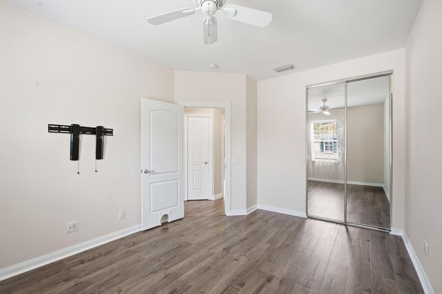 44 LIVE OAK Circle, Tequesta, FL 33469