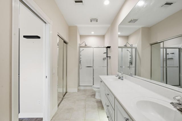 44 LIVE OAK Circle, Tequesta, FL 33469