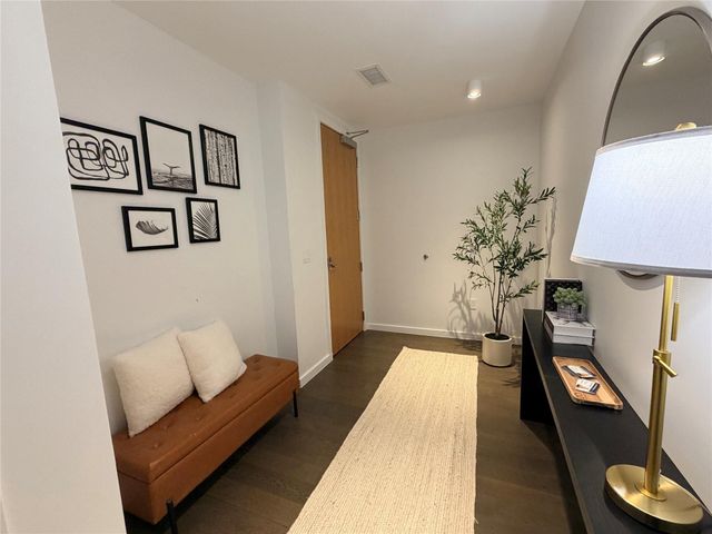 313 W 17th ST 2301, Austin, TX 78701