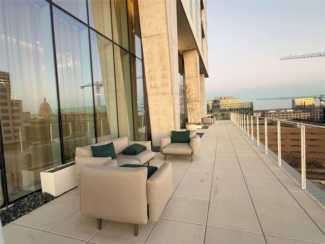 313 W 17th ST 2301, Austin, TX 78701