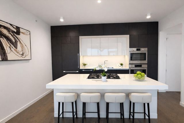 313 W 17th ST 2301, Austin, TX 78701