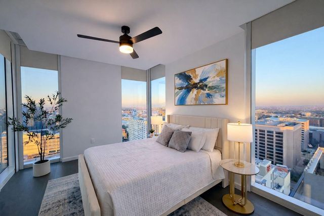 313 W 17th ST 2301, Austin, TX 78701