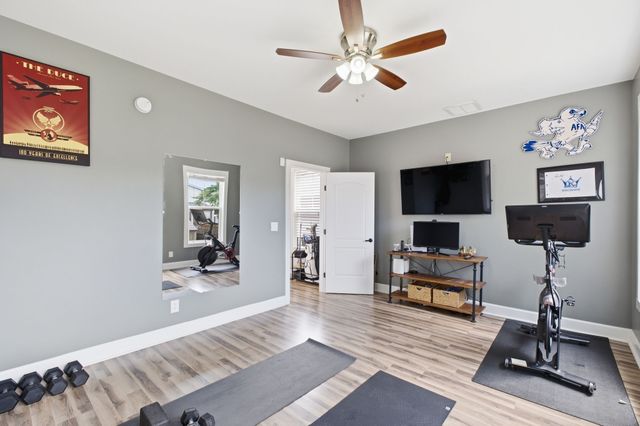 2140A Burns St, Nashville, TN 37216