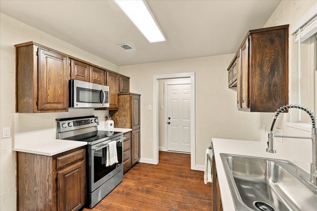 5216 Gaelic Court, Denton, TX 76208